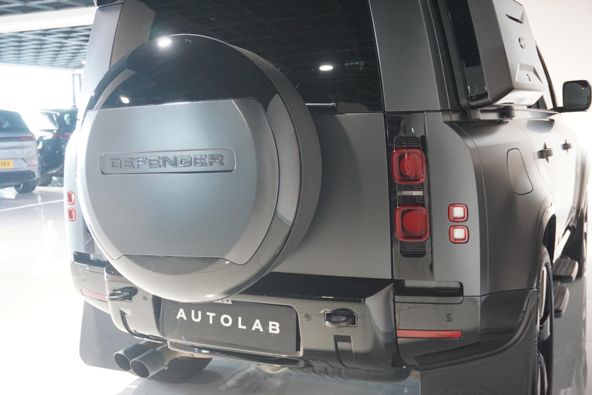 Land Rover Defender 110 3.0 D350 MHEV X-Dynamic HSE Hard Top SUV 5dr Diesel Auto 4WD MWB Euro 6 (s/s) (350 ps)